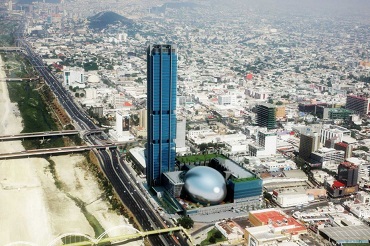 proyecto de elevador instalado en Auditorio Pabellón M